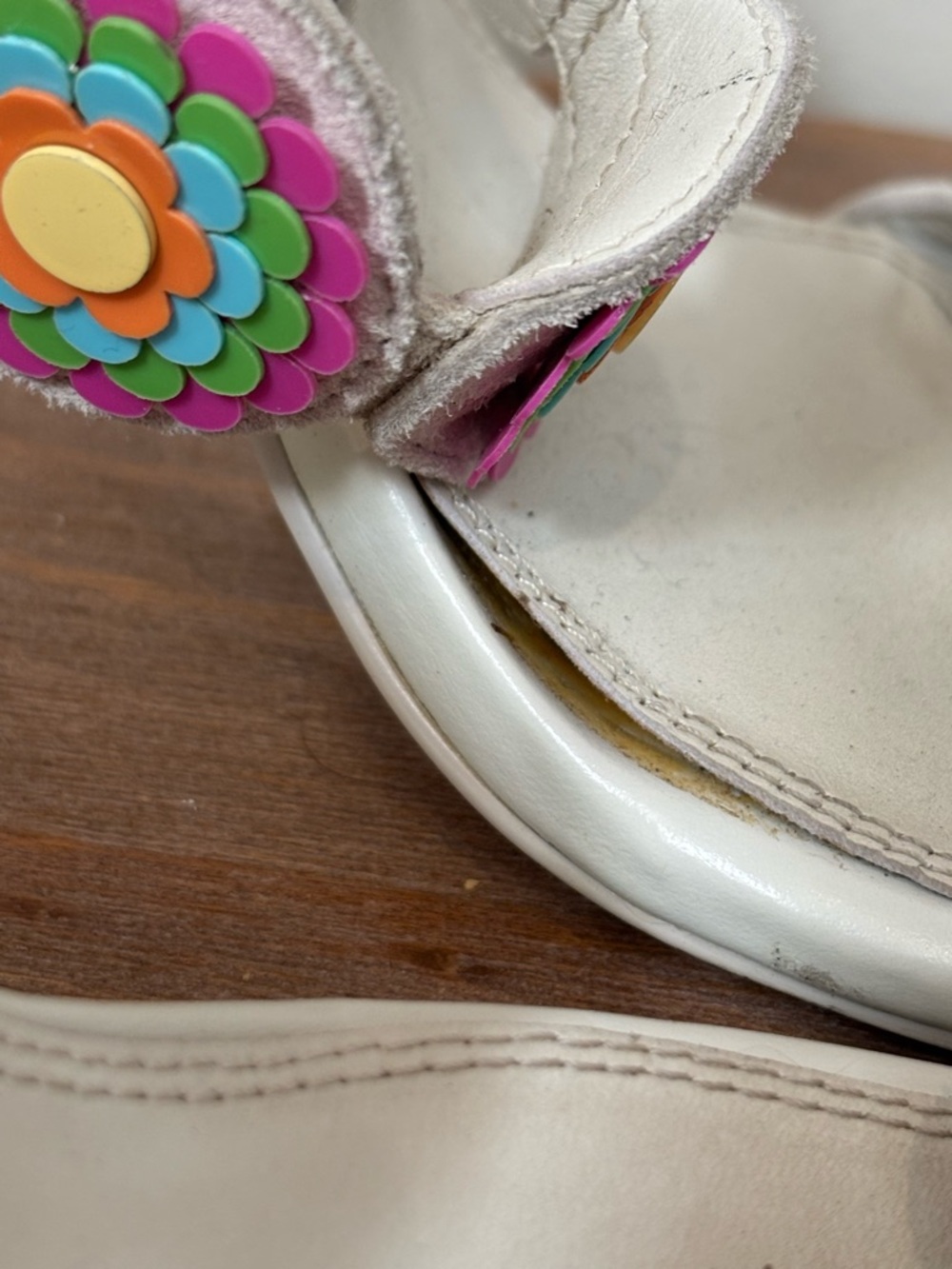 Kat Maconie Iza white with leather flowers sandals 9 $358 - Picture 7 of 9
